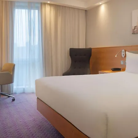Hampton By Hilton London Waterloo Hotel Exterior photo